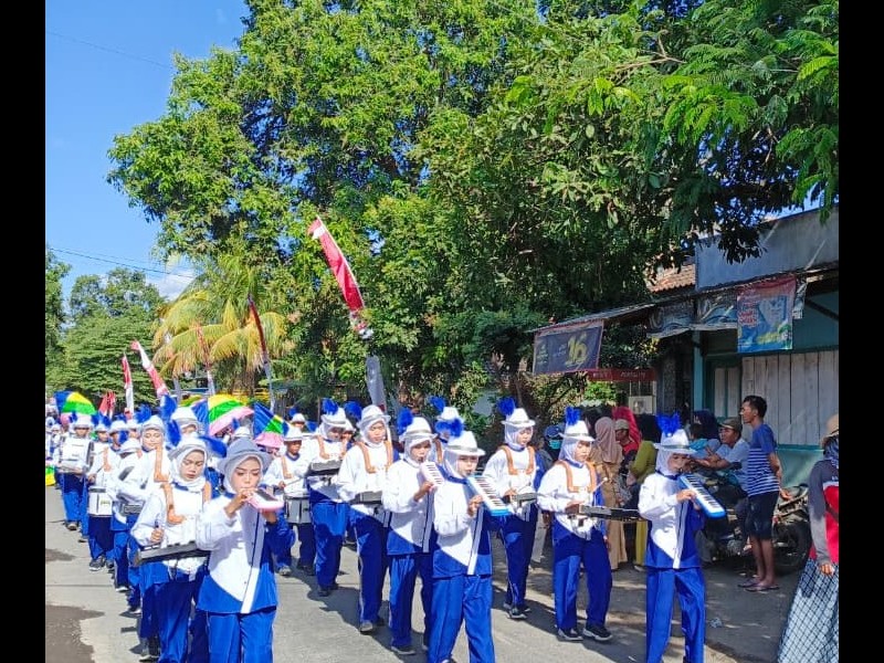 PARADE DRUMBAND TINGKAT KECAMATAN