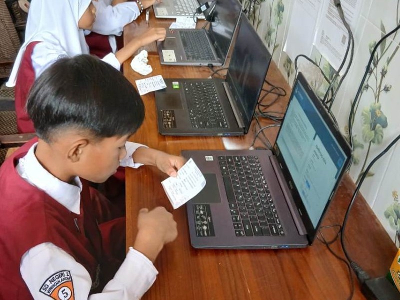 GLADIH BERSIH ANBK ( LITERASI )