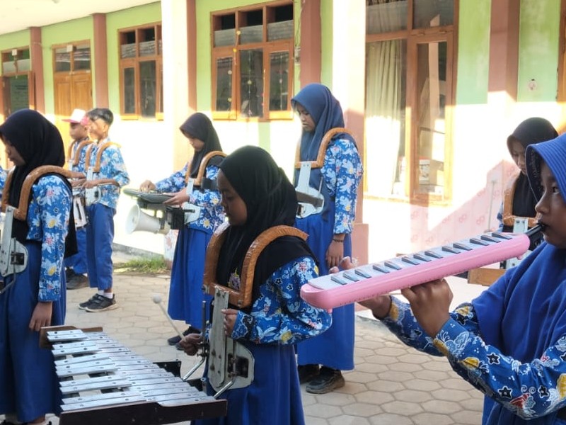 LATIHAN DRUMBAND